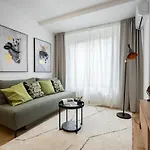 Superb River Views 2br Flat - Location Lejlighed Bukarest