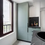 Superb River Views 2br Flat - Location Lejlighed
