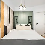 Lejlighed Superb River Views 2br Flat - Location Bukarest