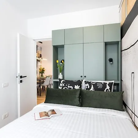 Apartment Superb River Views 2br Flat - Location