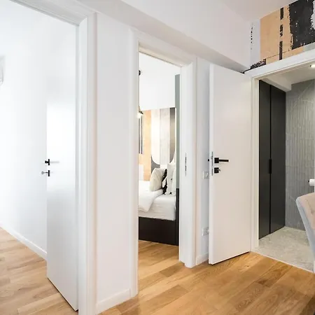 公寓 Superb River Views 2br Flat - Location 布加勒斯特