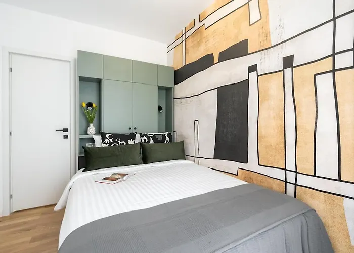 Superb River Views 2br Flat - Location Apartmán