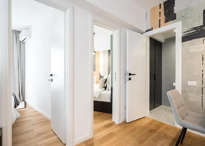 Apartment Superb River Views 2br Flat - Location Bucharest