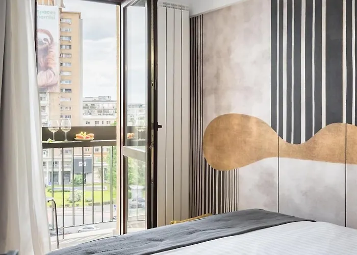 Superb River Views 2br Flat - Location Апартаменти Бухарест