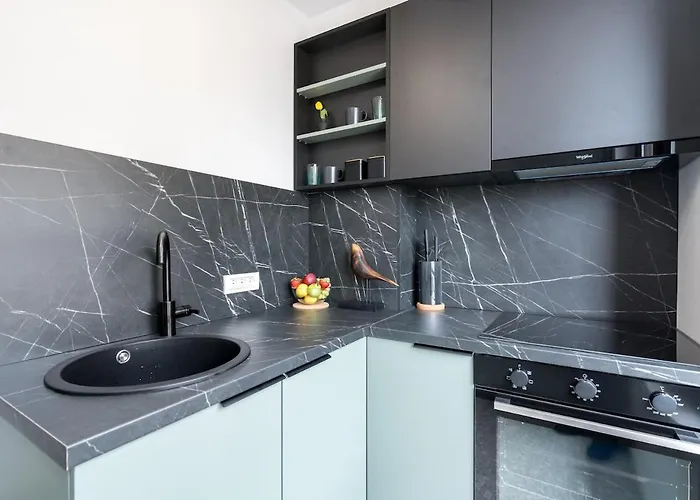 Daire Superb River Views 2br Flat - Location Bükreş